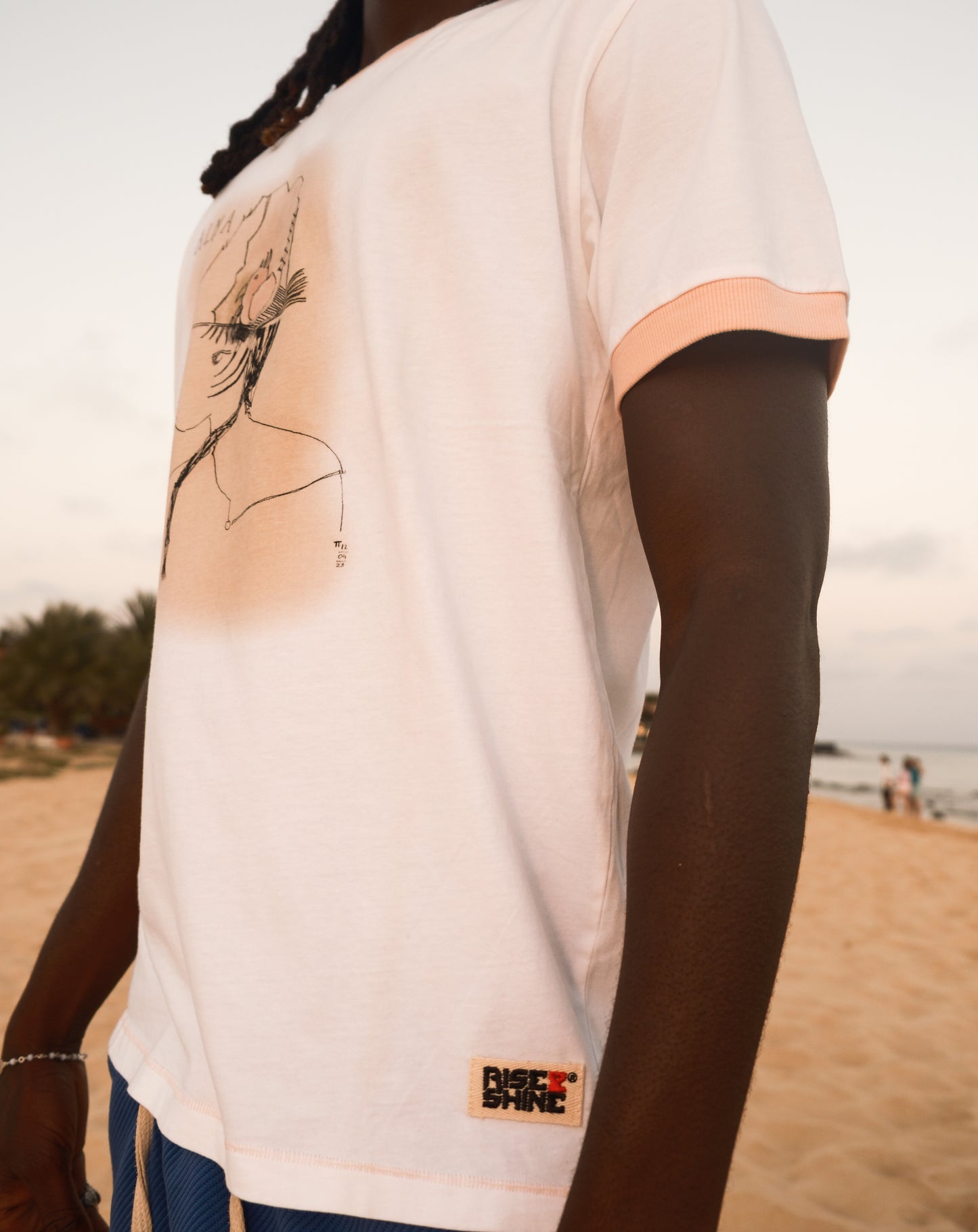 ALMA TEE