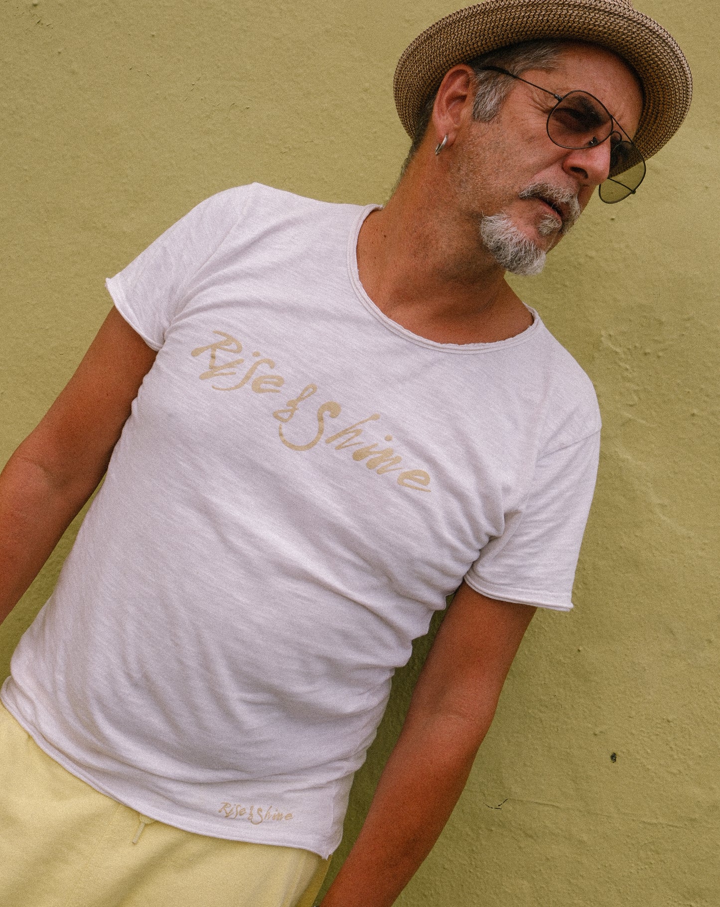 KOH LANTA LOGO TEE - WHITE LILY, ASPHALT, AIR BLUE, BLEACHED ACQUA