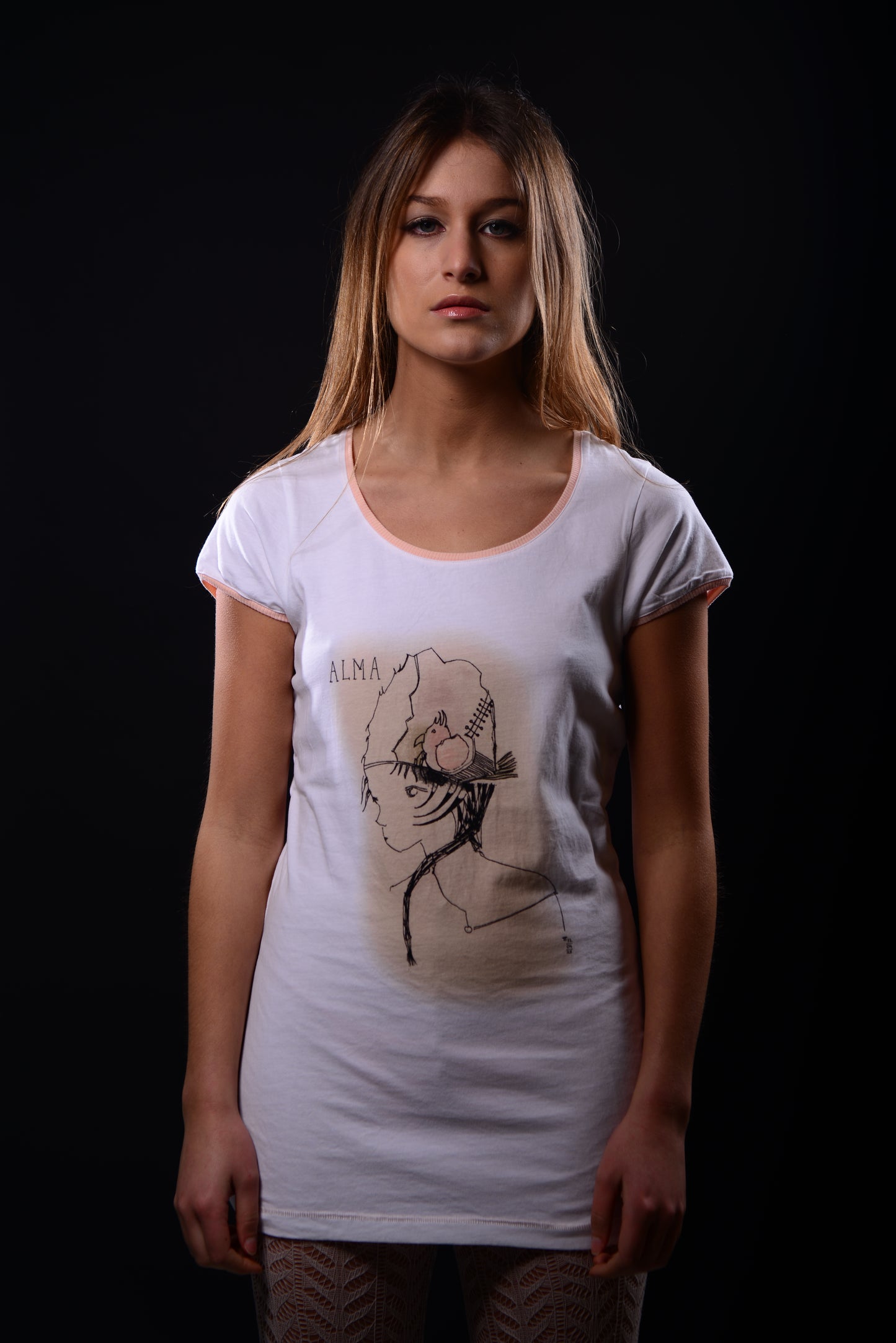 ALMA TEE